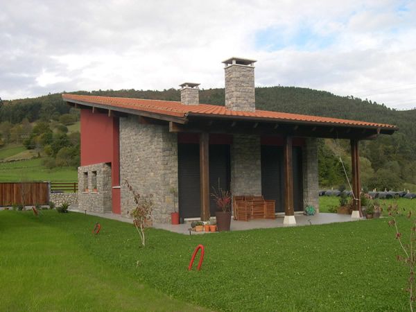 13 Rales. Llanes